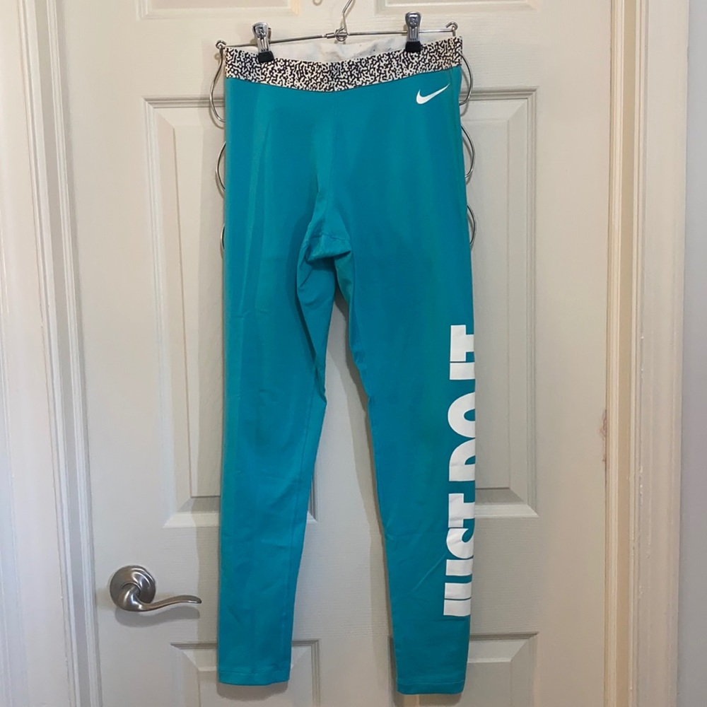 Nike pro dri fit leggings